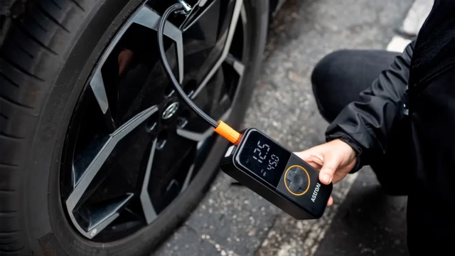 Вибираємо автомобільний насос: на що звернути увагу?