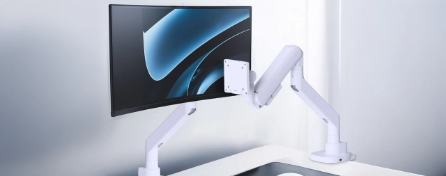 Как кронштейн для монитора меняет привычки за компьютером?