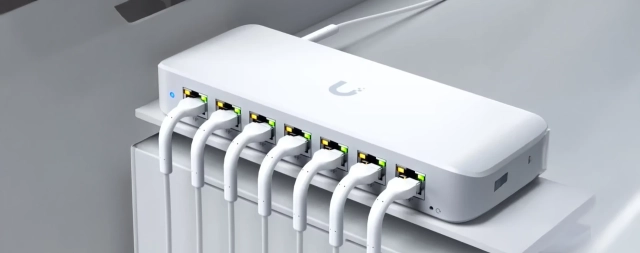 Навіщо геймеру мережевий комутатор і які затримки він усуває?