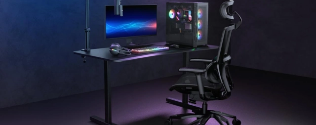 Cougar: німецький підхід до ідеального комп’ютерного столу