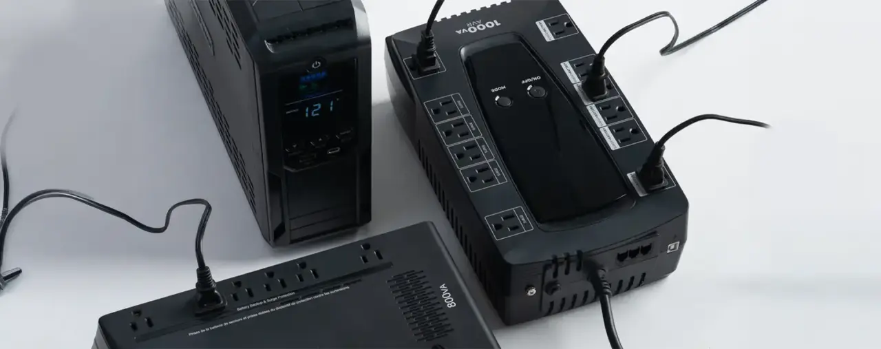 Як вибрати ДБЖ для комп’ютера: повний гайд із захисту вашого заліза