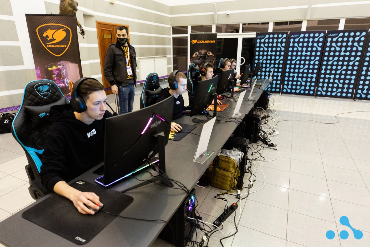 CYBER HEROES WePlay Esports при поддержке Artline
