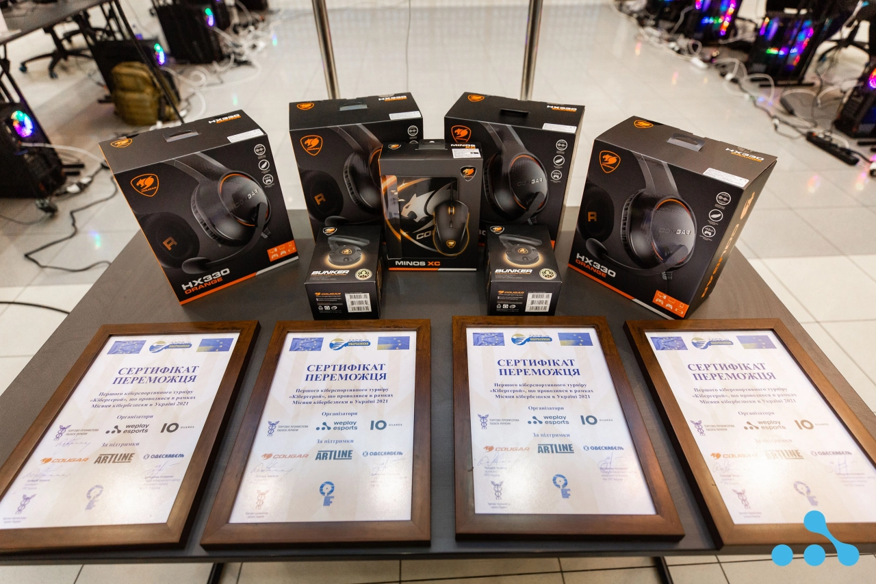 CYBER HEROES WePlay Esports при поддержке Artline