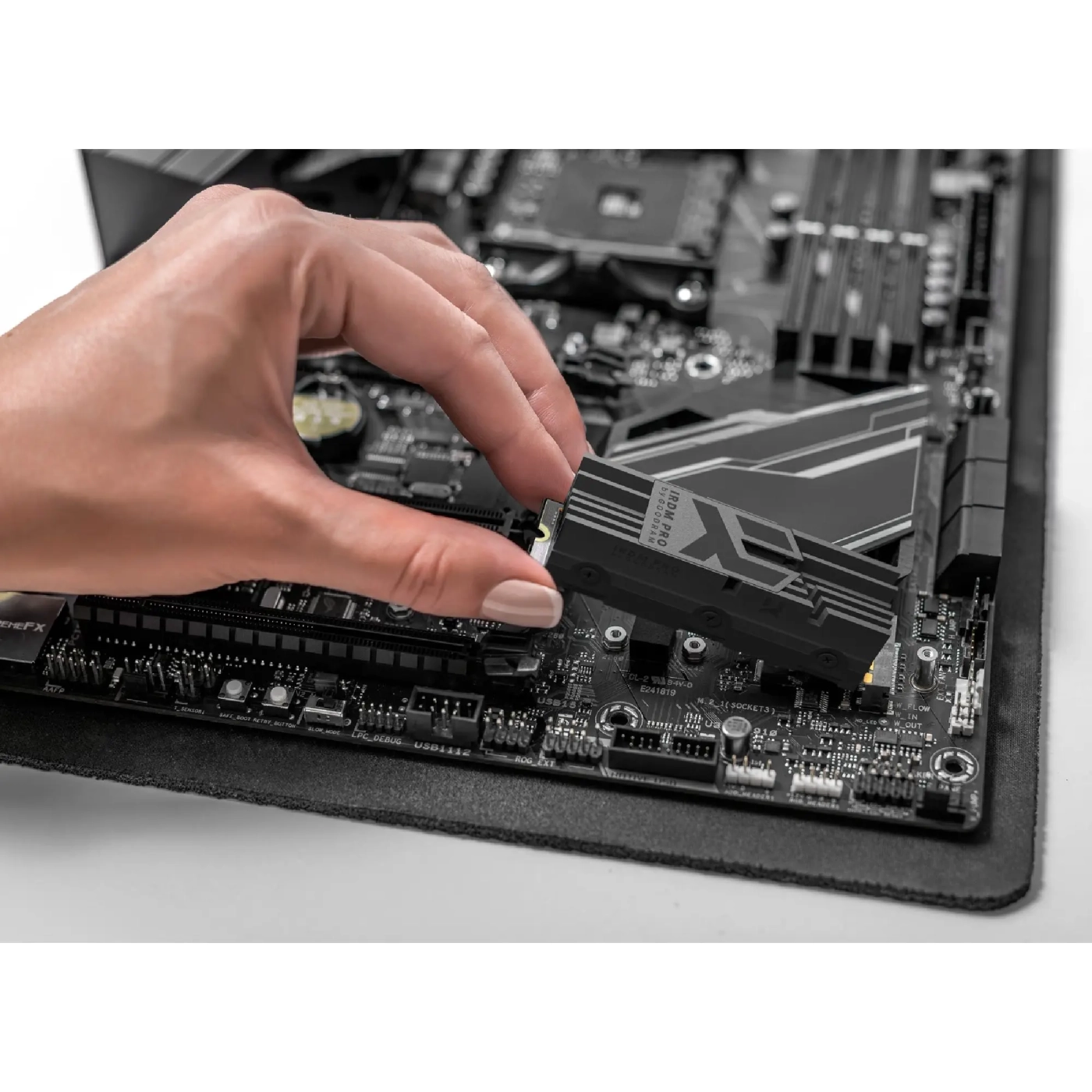 Купить SSD GOODRAM IRDM Pro 1TB M.2 - фото 11