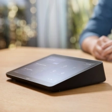 Купить Комплект для видеоконференций Logitech TAPMSTBASE/1 TAP NUC8I7BEH TEAMS NO CAM EU Plug - фото 2
