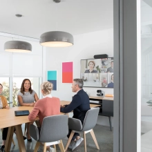 Купити Комплект для відеоконференцій Logitech TAPZOOMMEDIUM/1 TAP NUC11I5BEH ZOOM RALLY EU Plug - фото 3