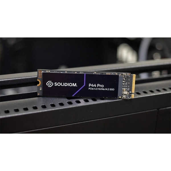 Купить SSD диск Solidigm P44 Pro 1TB M.2 (SSDPFKKW010X7X1) - фото 4