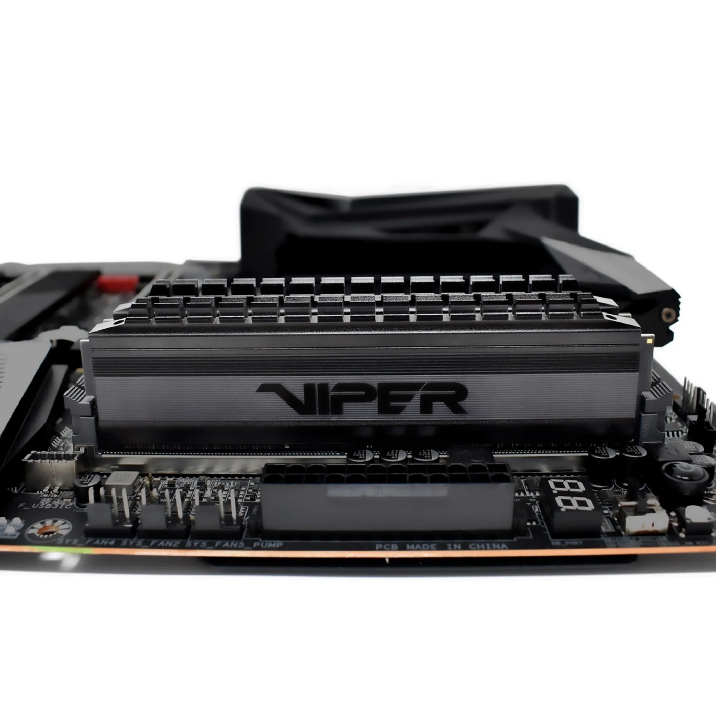 Купить Модуль памяти Patriot Viper 4 Blackout DDR4-3600 16GB (2x8GB) (PVB416G360C8K) - фото 5