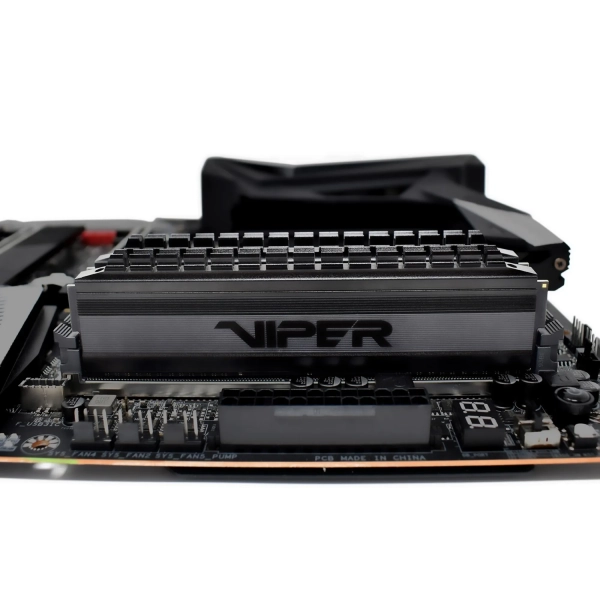 Купить Модуль памяти Patriot Viper 4 Blackout DDR4-3600 16GB (2x8GB) (PVB416G360C8K) - фото 5