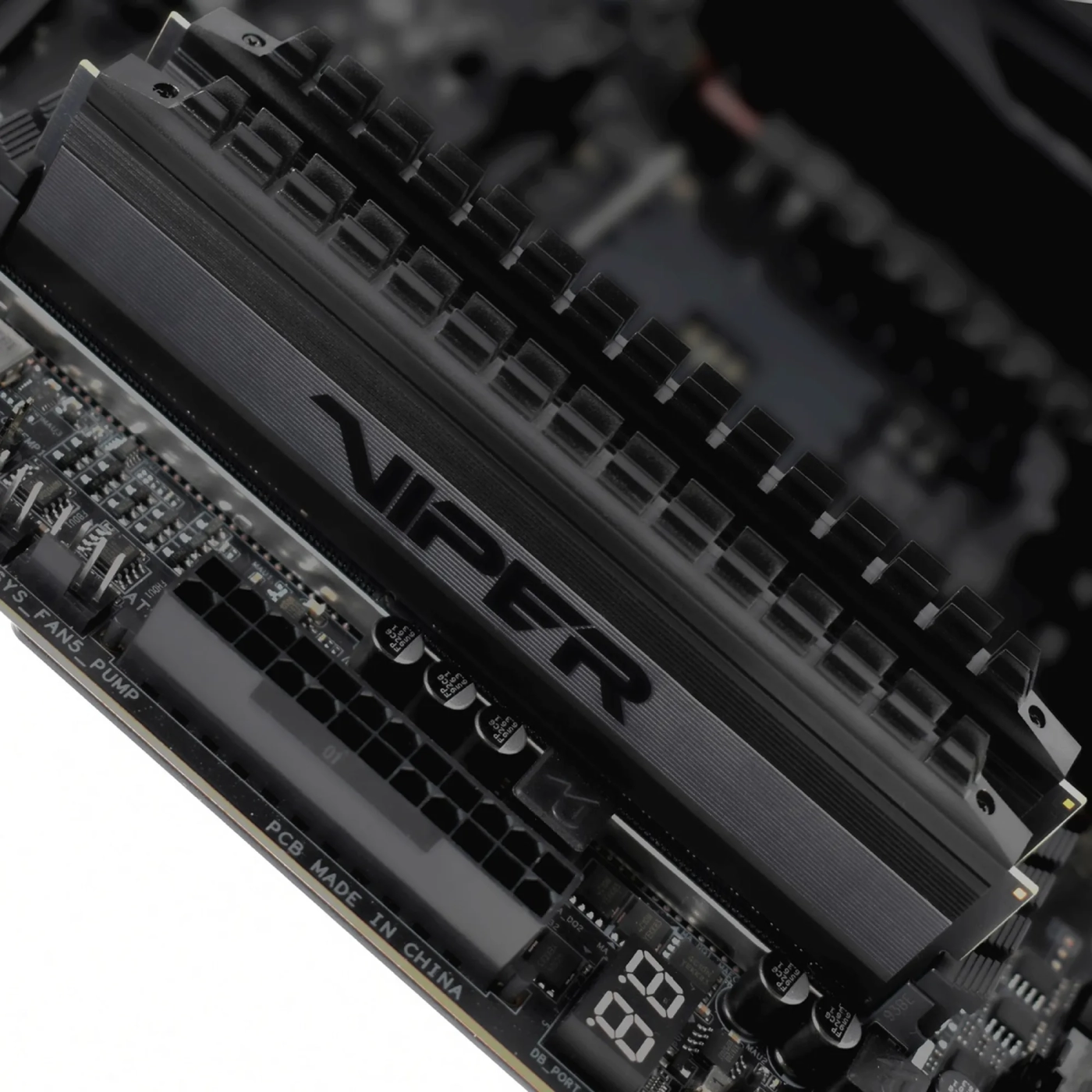 Купить Модуль памяти Patriot Viper 4 Blackout DDR4-3600 16GB (2x8GB) (PVB416G360C8K) - фото 7