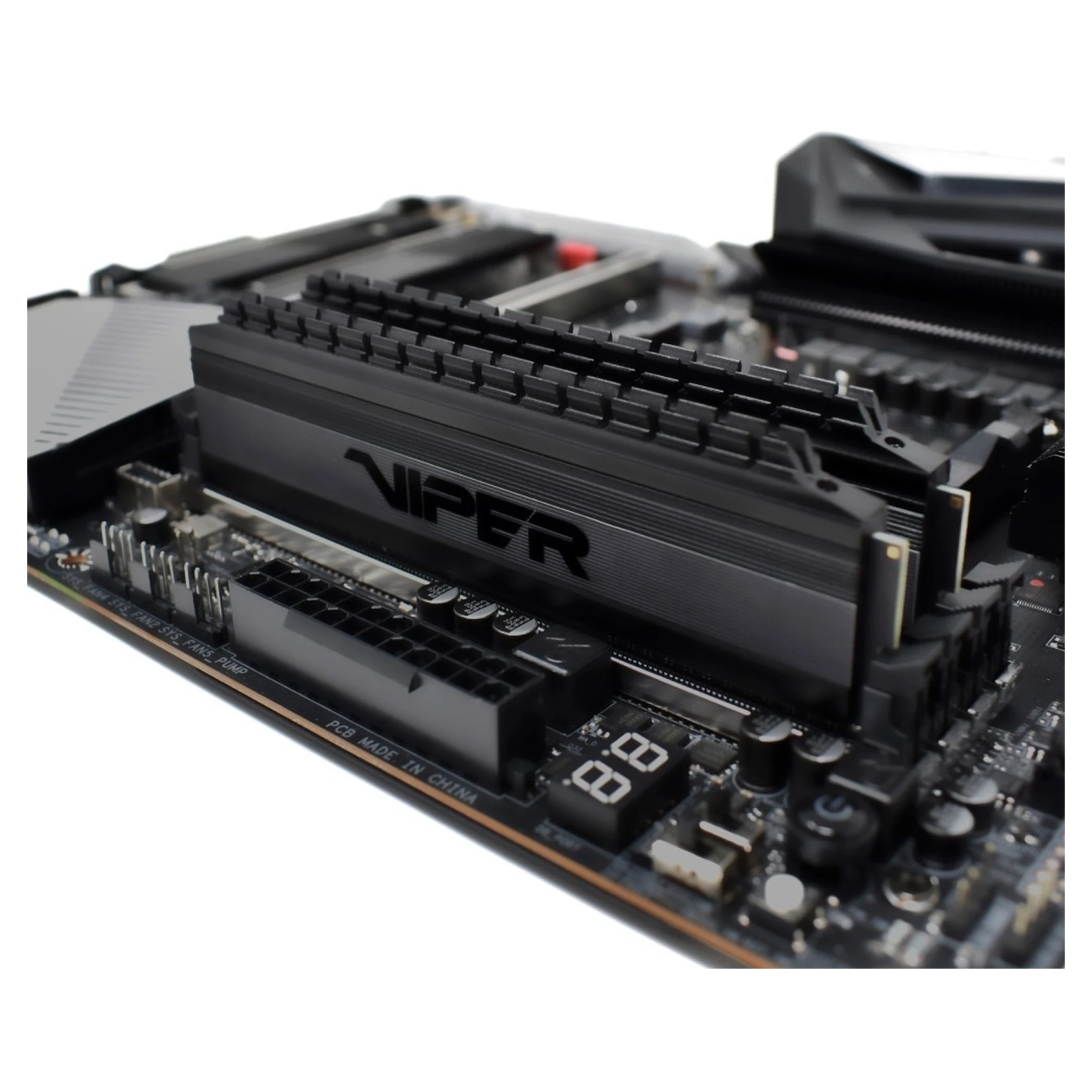 Купити Модуль пам'яті Patriot Viper 4 Blackout DDR4-3000 32GB (2x16GB) (PVB432G300C6K) - фото 7