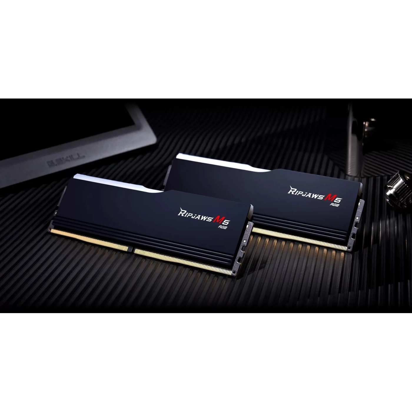Купить Модуль памяти G.Skill Ripjaws M5 RGB Black DDR5-5200 64GB (2x32GB) (F5-5200J4040A32GX2-RM5RK) - фото 4