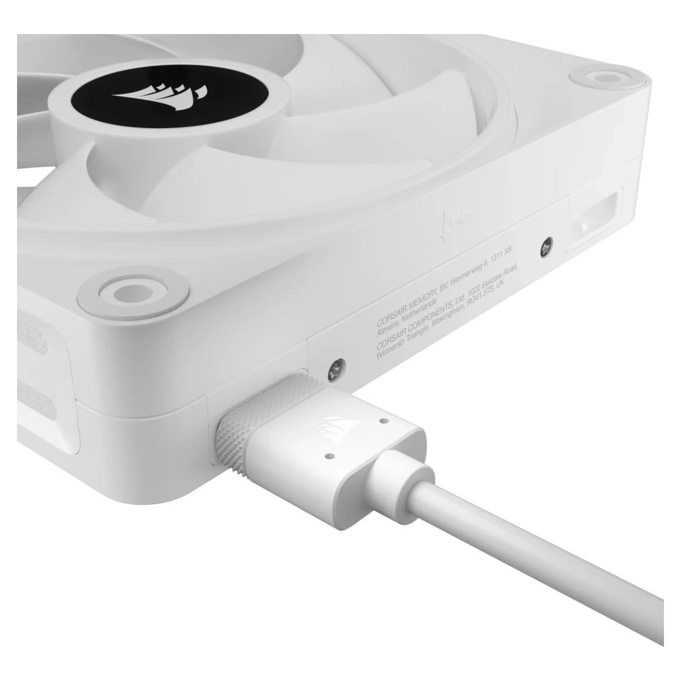 Купити Вентилятор Corsair iCUE LINK QX120 RGB White 3 pack with iCUE Link System Hub White (CO-9051006-WW) - фото 9