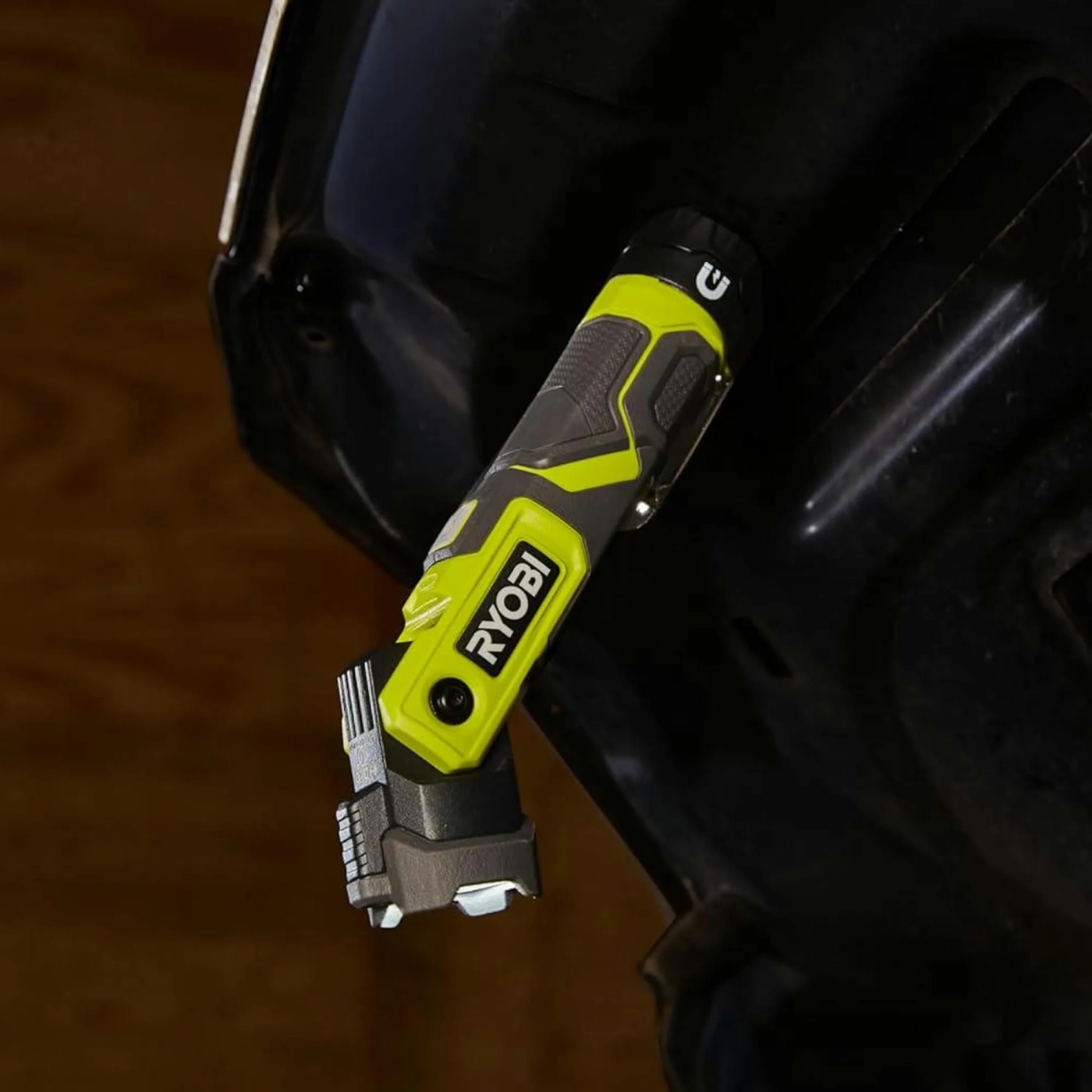 Купити Ліхтар Ryobi RLP4-120G (5133006131) - фото 1