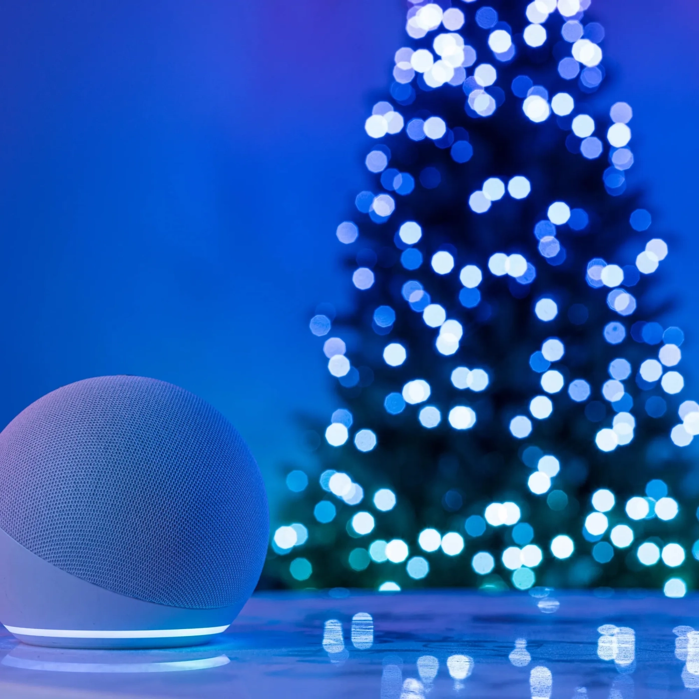 Купити Розумна LED гірлянда Twinkly Pre-lit Regal Tree RGBW (TG70P4425P01) - фото 8
