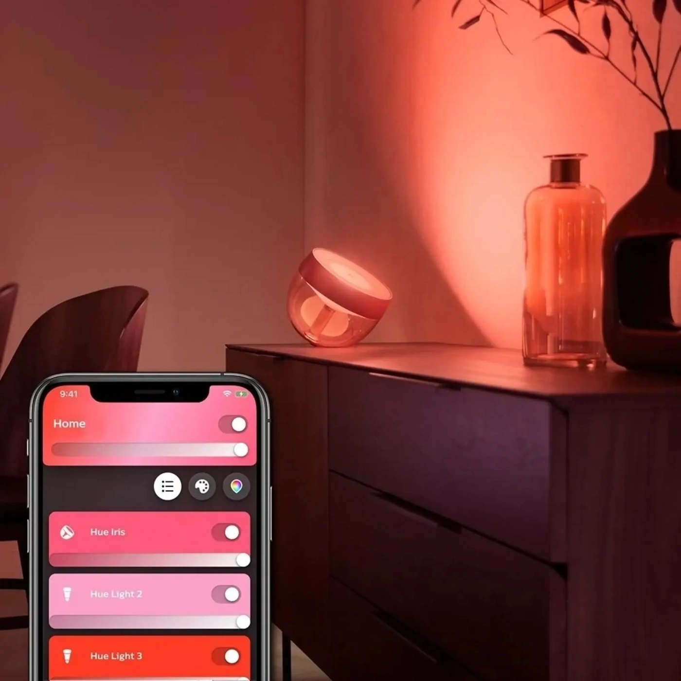 Купити Настільна лампа Philips Hue Iris, Color, BT, DIM, золотиста (929002376401) - фото 4