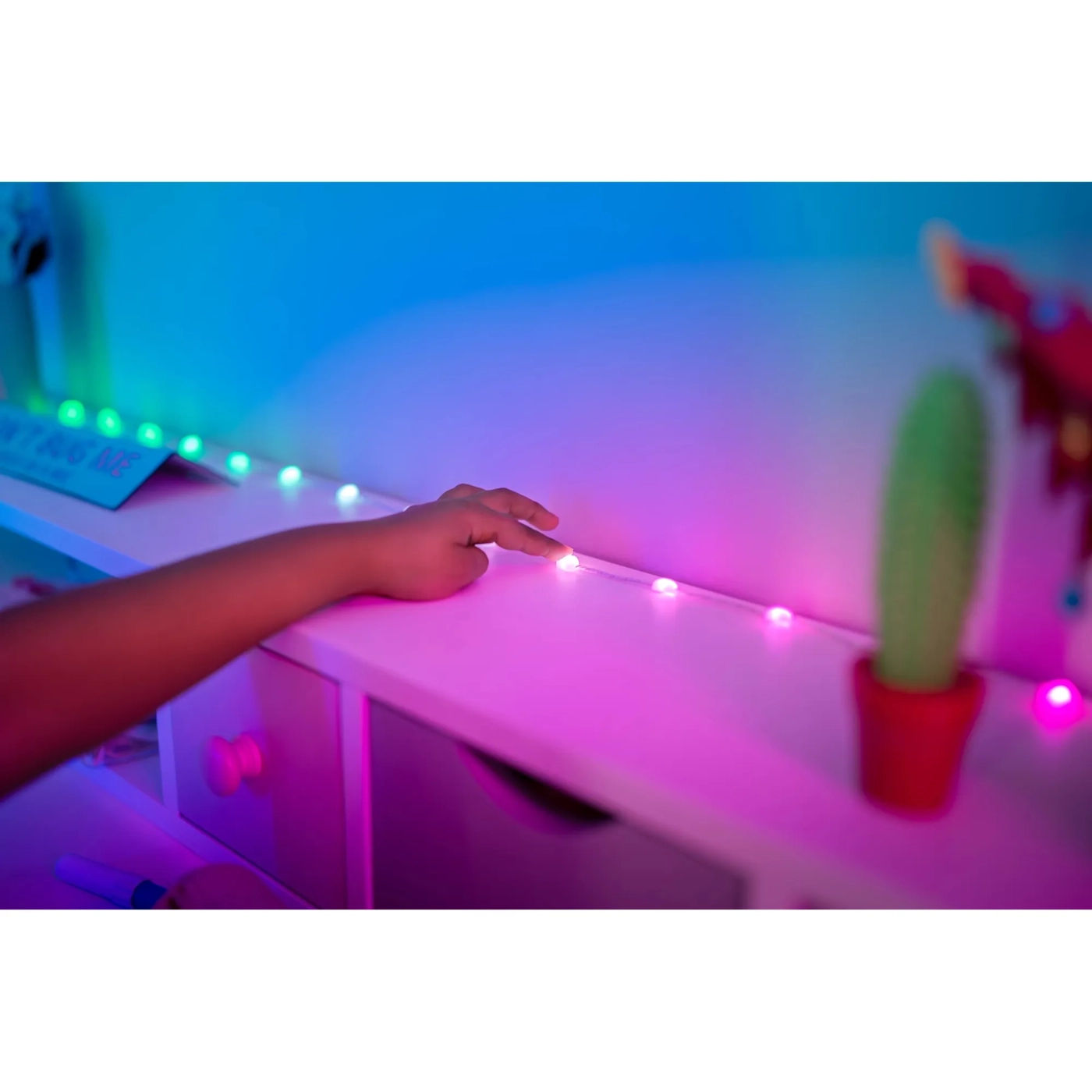 Купить Умная LED гирлянда Twinkly Candies Heart RGB 100LED 6m Clear (TWKH100RGB-T) - фото 10