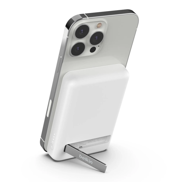 Купити Павербанк УМБ Belkin BoostCharge Magnetic Wireless Power Bank 5K + Stand (BPD004BTWT) White - фото 1