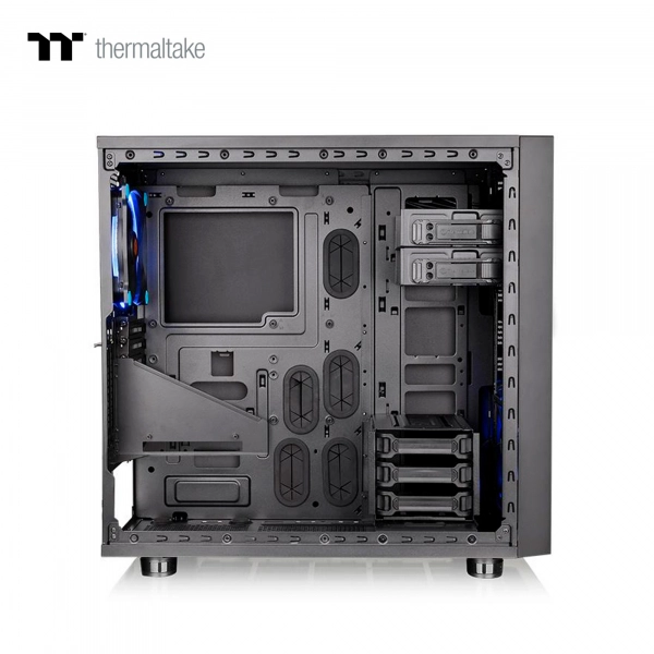 Купить Корпус Thermaltake Core X31 TG Black (CA-1E9-00M1WN-03) - фото 5