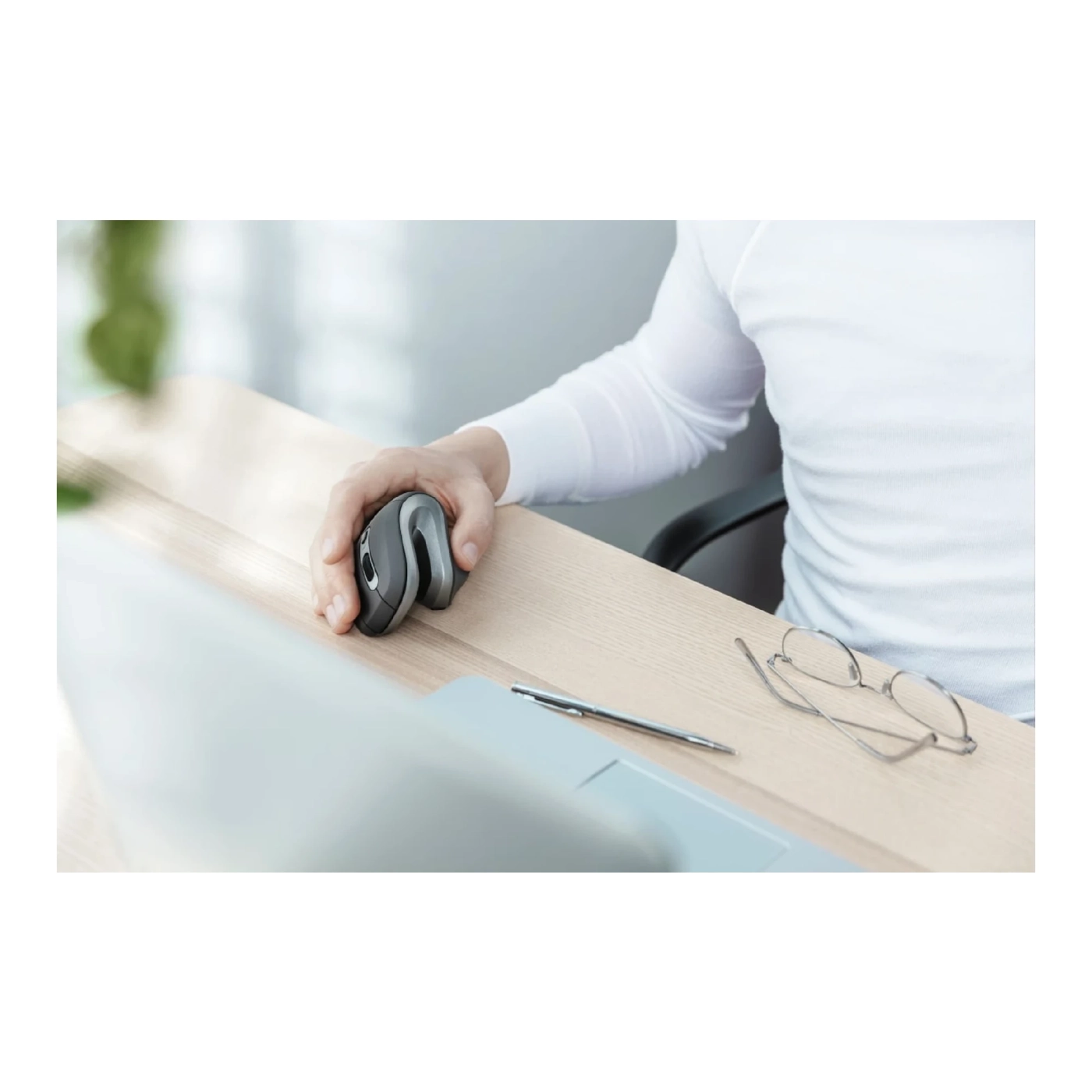 Купить Мышь Trust Verro Ergonomic Wireless Black (23507) - фото 16