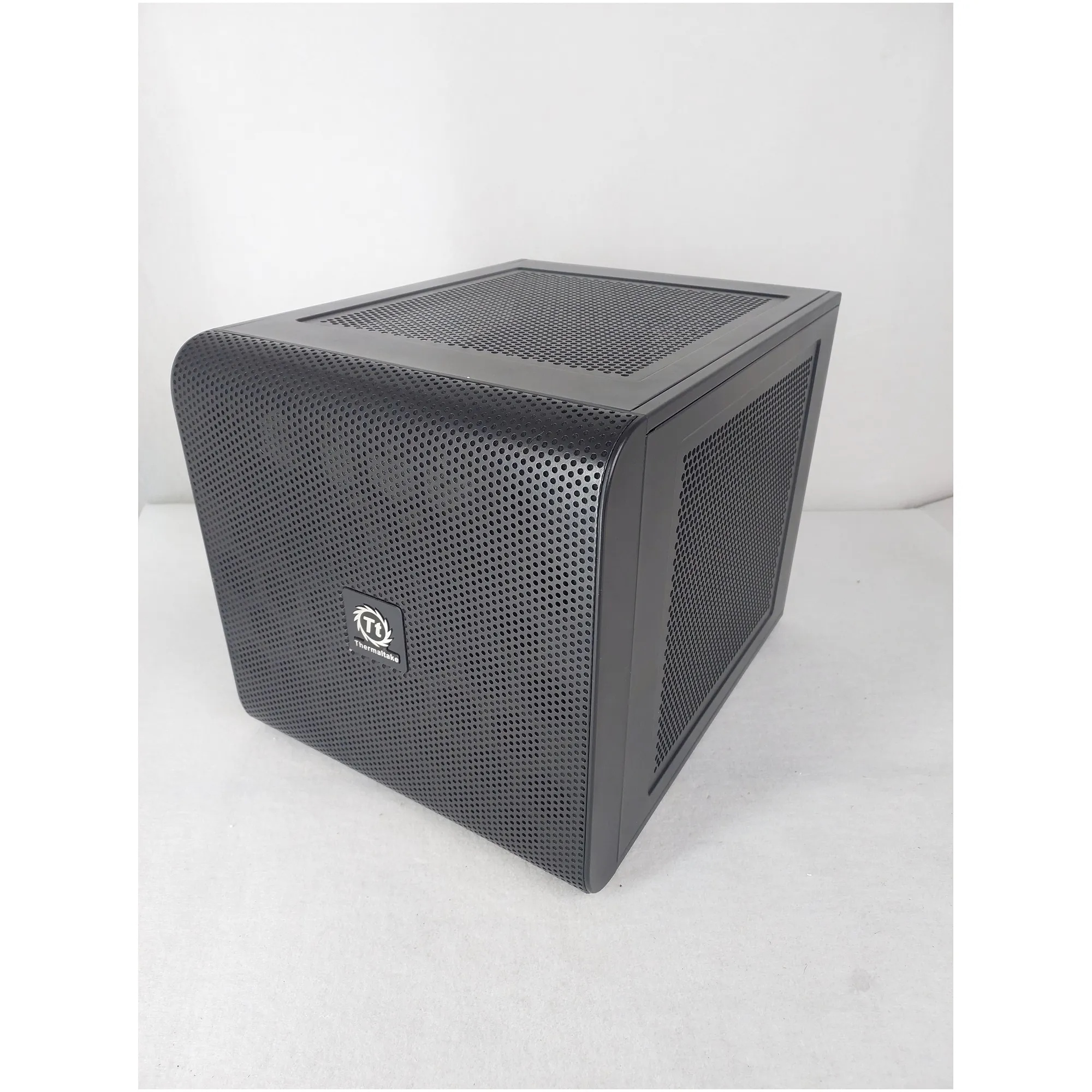 Купити Уцінка Корпус Thermaltake Core V21 (CA1D500S1WN00RG008722) - фото 4