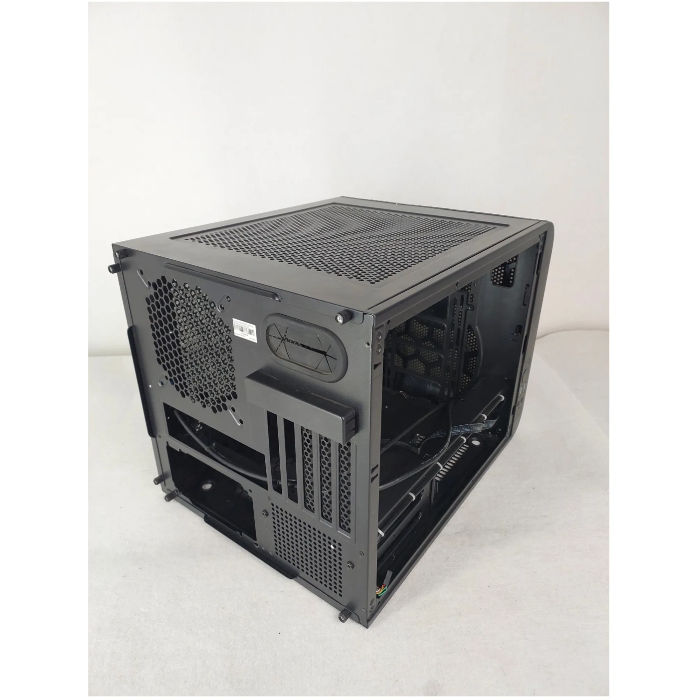 Купити Уцінка Корпус Thermaltake Core V21 (CA1D500S1WN00RG008722) - фото 6