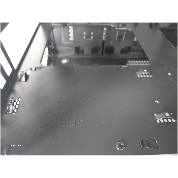 Купити Уцінка Корпус Thermaltake Core V21 (CA1D500S1WN00RG008722) - фото 8