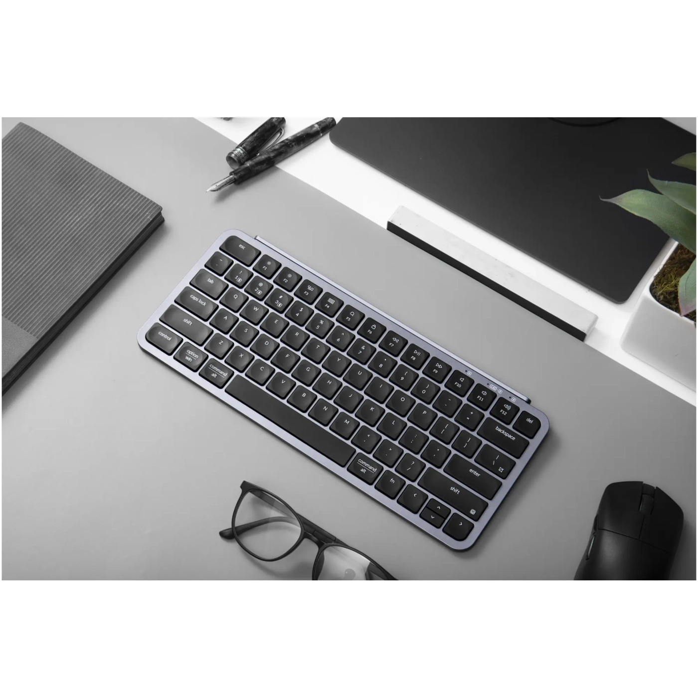 Купити Клавіатура Keychron B1 Pro USB/WL/BT Space Gray (B1P-K1-UA) - фото 8