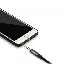 Купити Кабель UGREEN AV112 Angled Cable 3.5mm Male to 3.5mm Male Cable Gold Plated Metal Case with Braid 1m Blue (60179) - фото 3