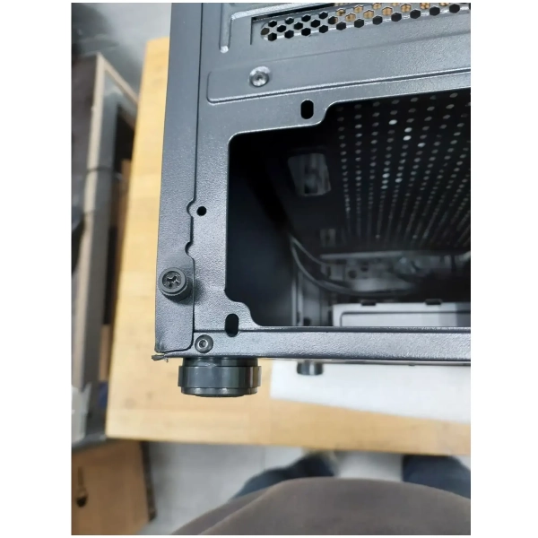 Купить Уценка корпус QUBE QB07M (QB07MMN4U310205) - фото 4