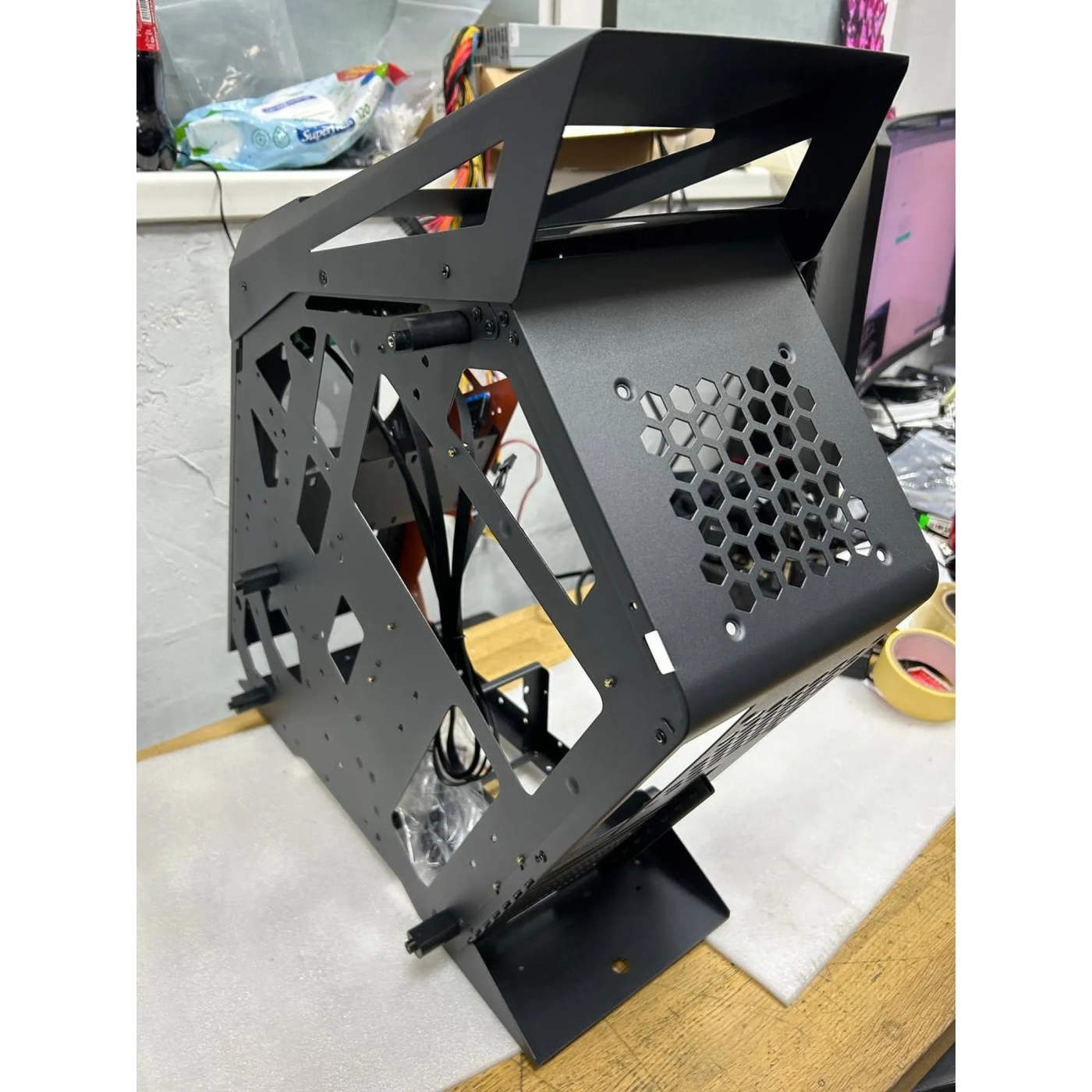 Купить Уценка Корпус QUBE STALKER Black-Orange (STALKER_FMBU3) - фото 6