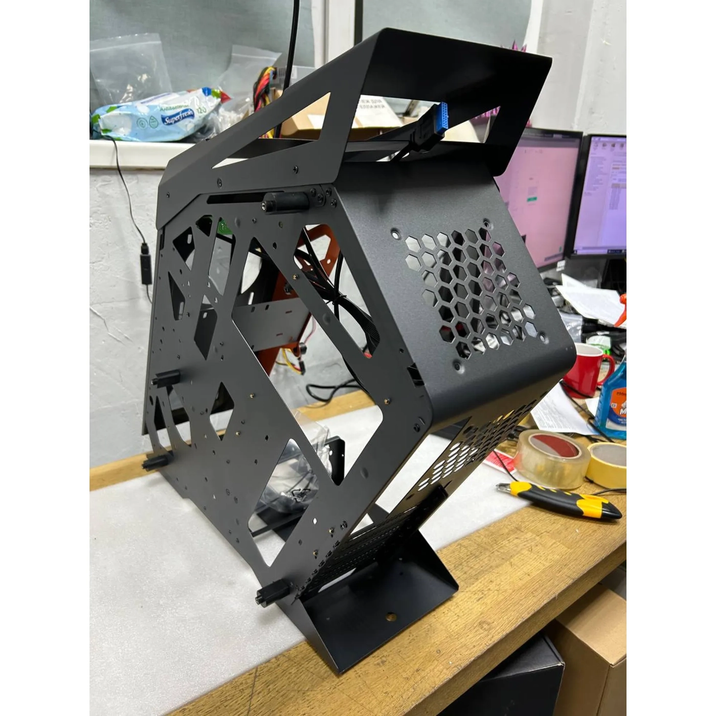 Купити Уцінка Корпус QUBE STALKER Black-Orange (STALKERFMBU30263) - фото 3