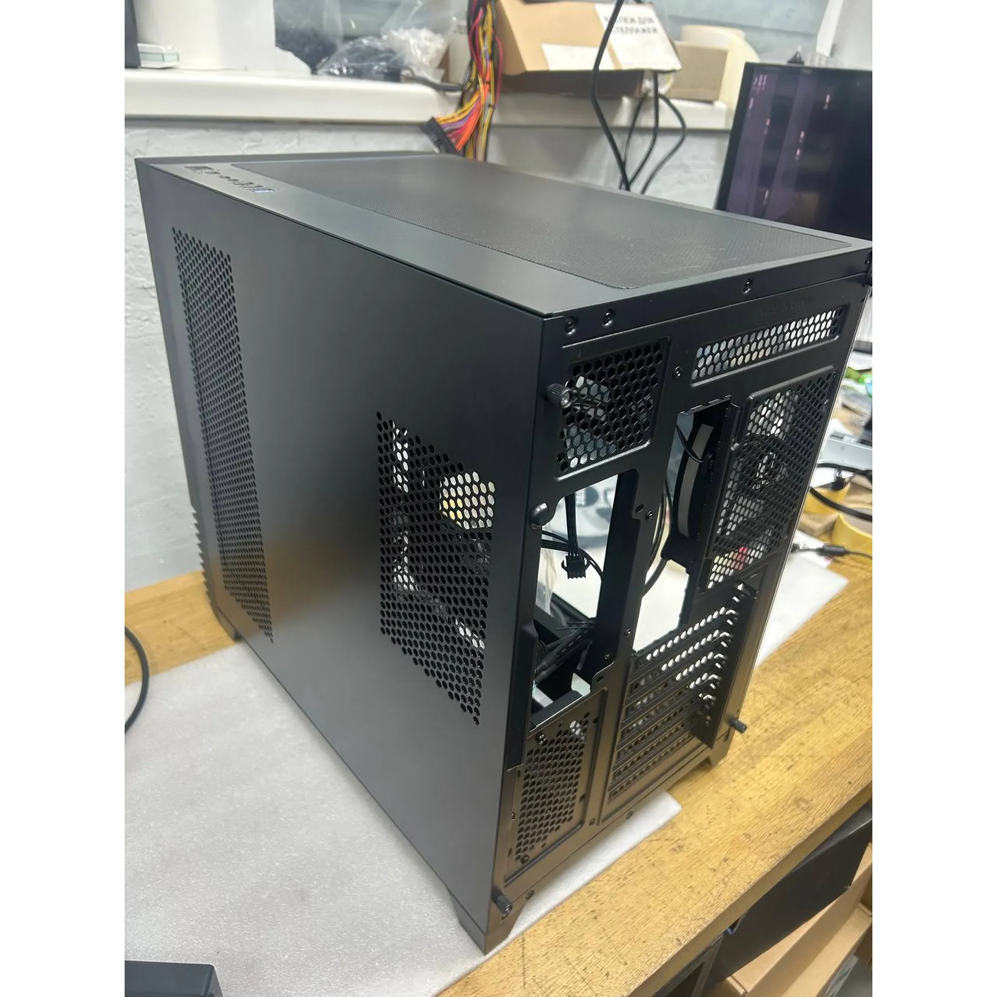 Купить Уценка Корпус QUBE Mirage Black (MIRAGEGBNU30566) - фото 3