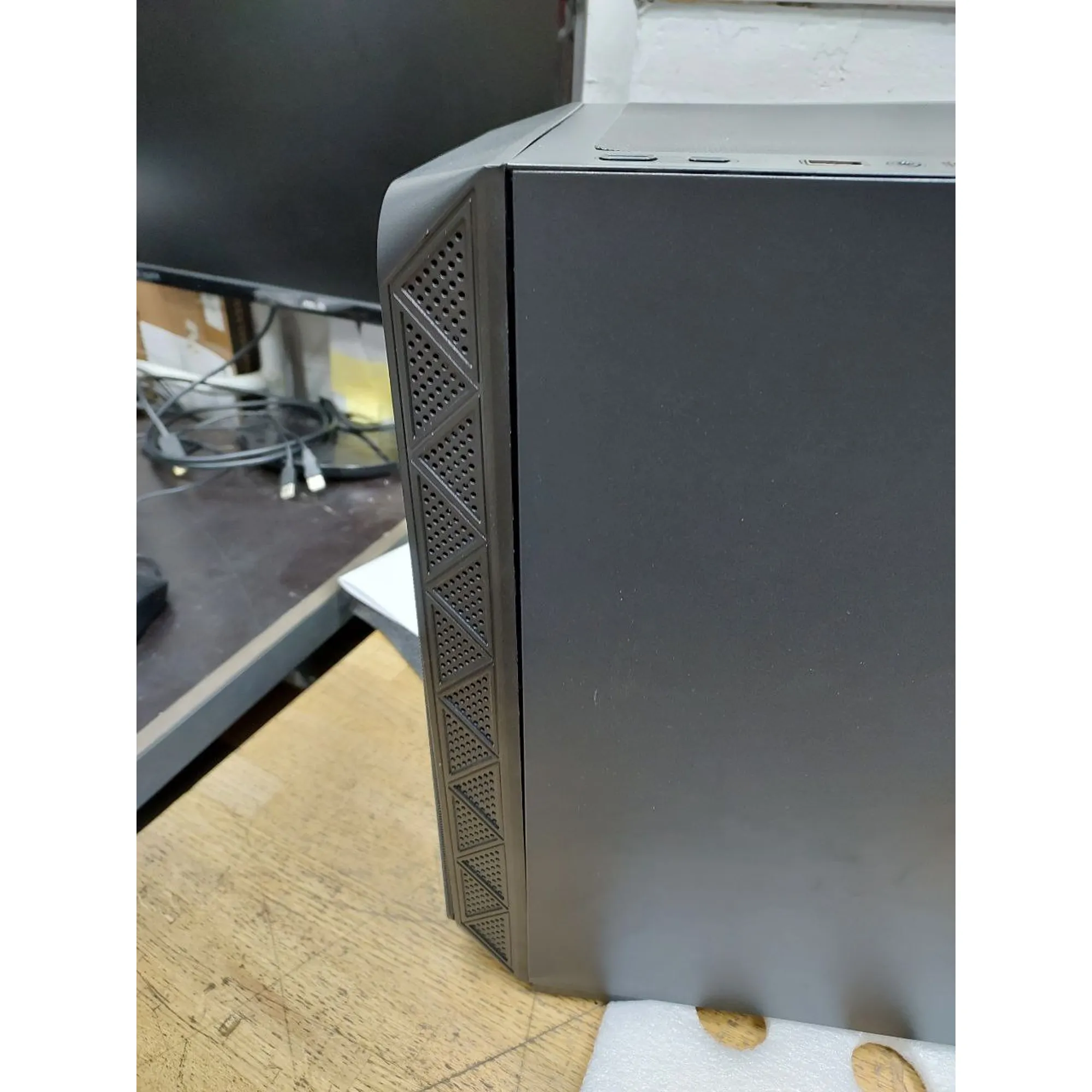 Купити Уцінка Корпус QUBE FLOW Black (FLOWFBNU31007) - фото 3