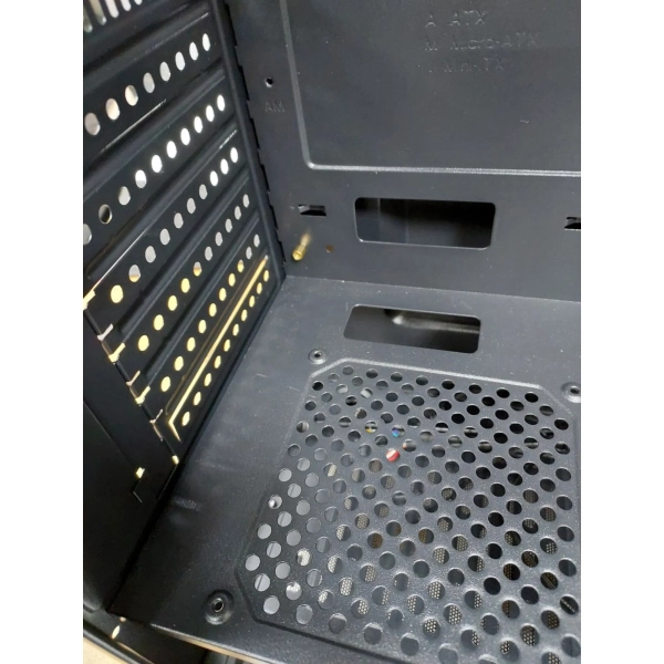 Купить Уценка Корпус QUBE BREEZE Black ARGB (BREEZEFMNU300044) - фото 4