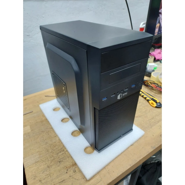 Купить Уценка Корпус QUBE QB07M 400W Black (QB07MMN4U310492) - фото 1