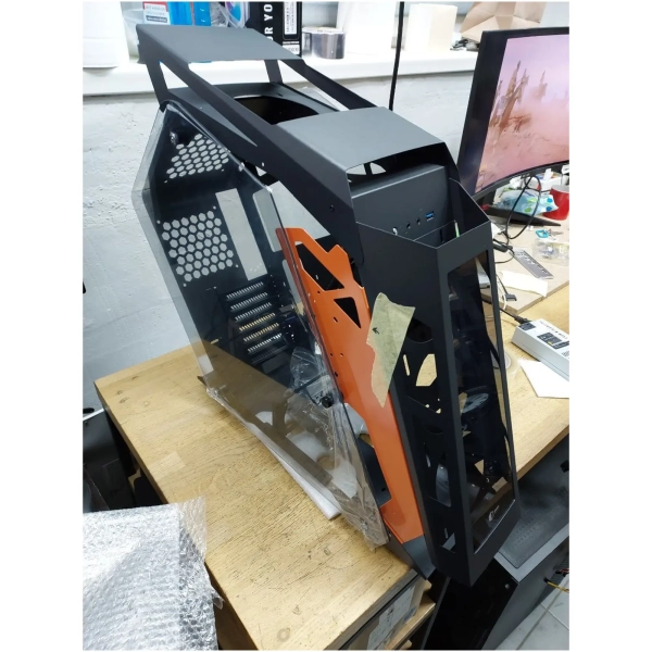 Купити Уцінка Корпус QUBE STALKER Black-Orange (STALKERFMBU30227) - фото 1