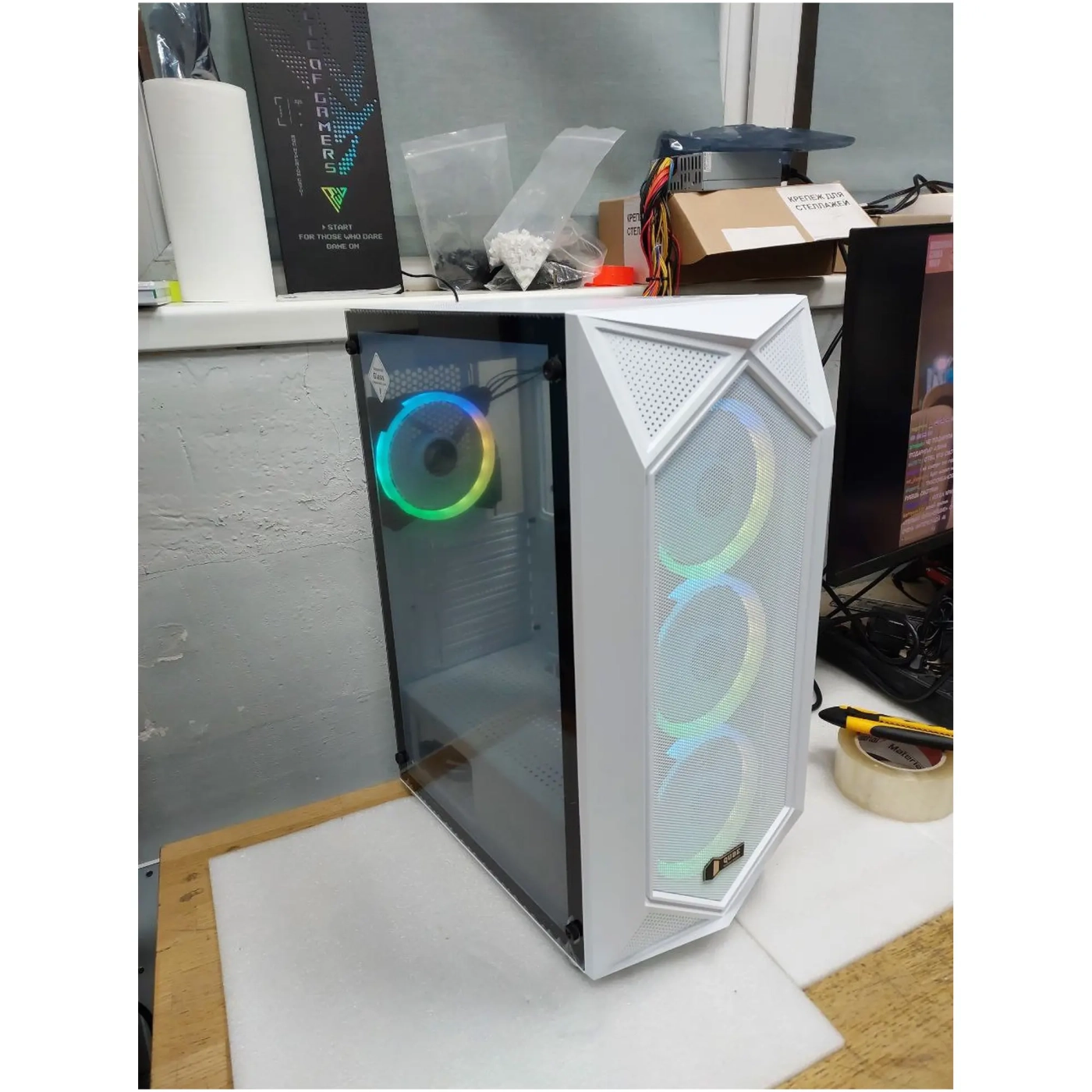 Купить Уценка корпус QUBE SNOW (SNOWFMMU32525) - фото 1