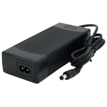 Купить Сетевое зарядное устройство для АКБ Voltronic HB-360502 - фото 1