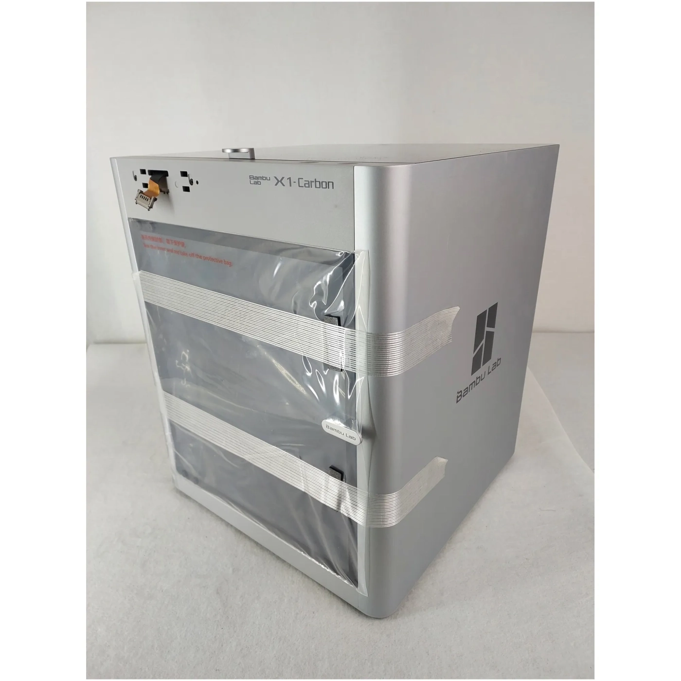 Купить Уценка 3D принтер Bambu Lab X1 Carbon Combo (00M09D4A1101465) - фото 3