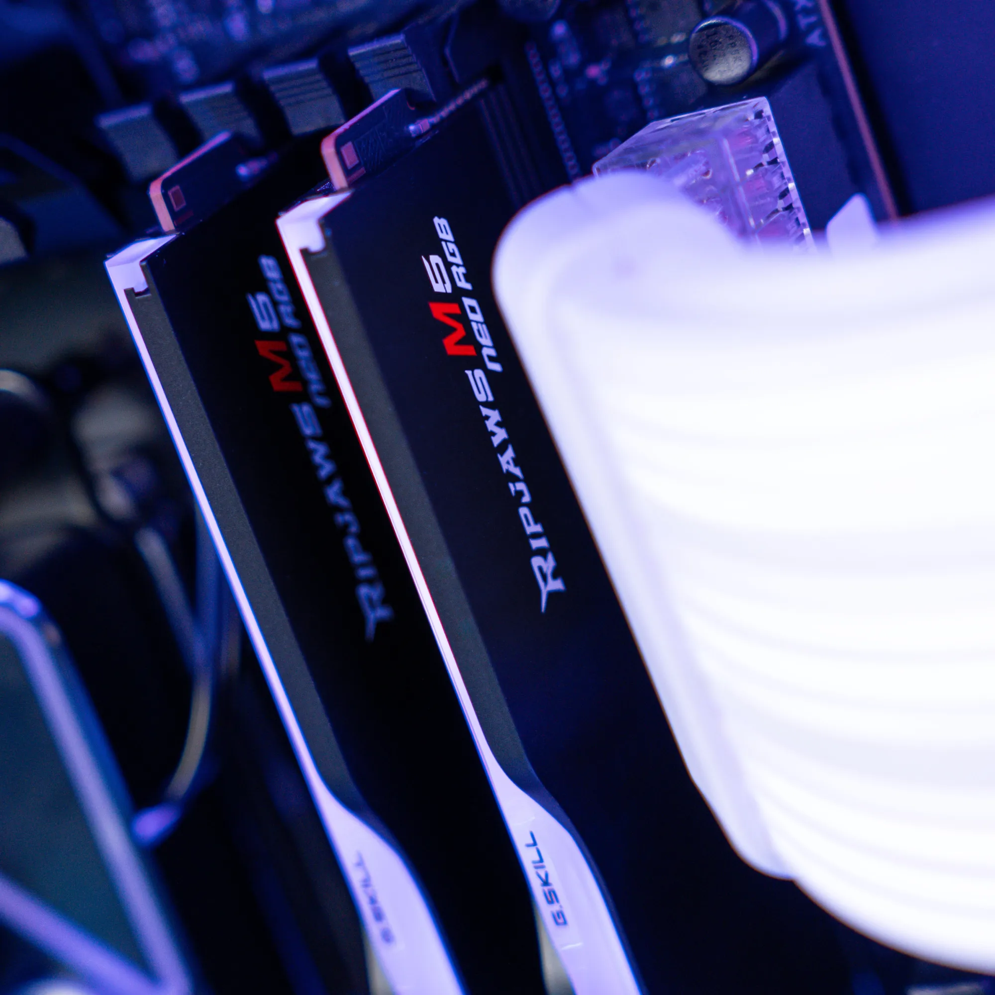 Купити Комп'ютер ARTLINE HYTE Y70 Red Build - фото 5