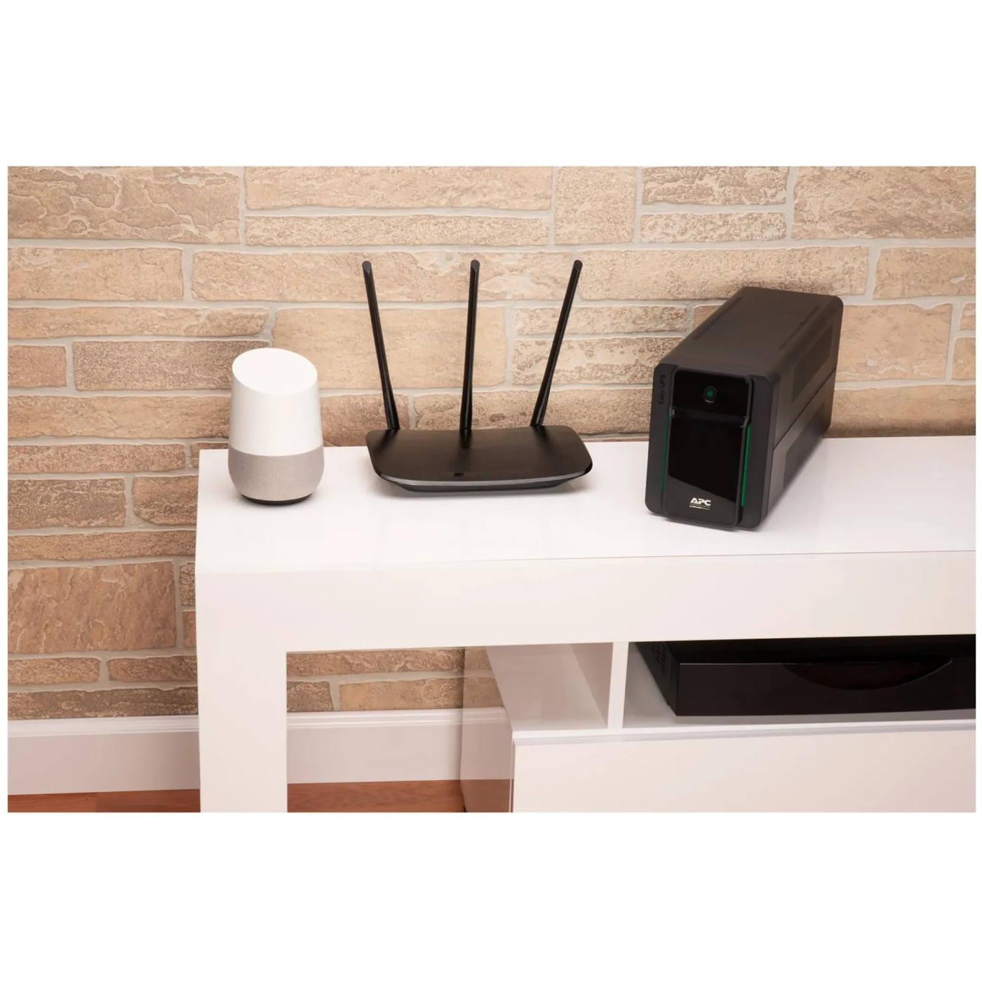 Купить ИБП (UPS) APC Easy UPS 1200VA (BVX1200LI-GR) - фото 4