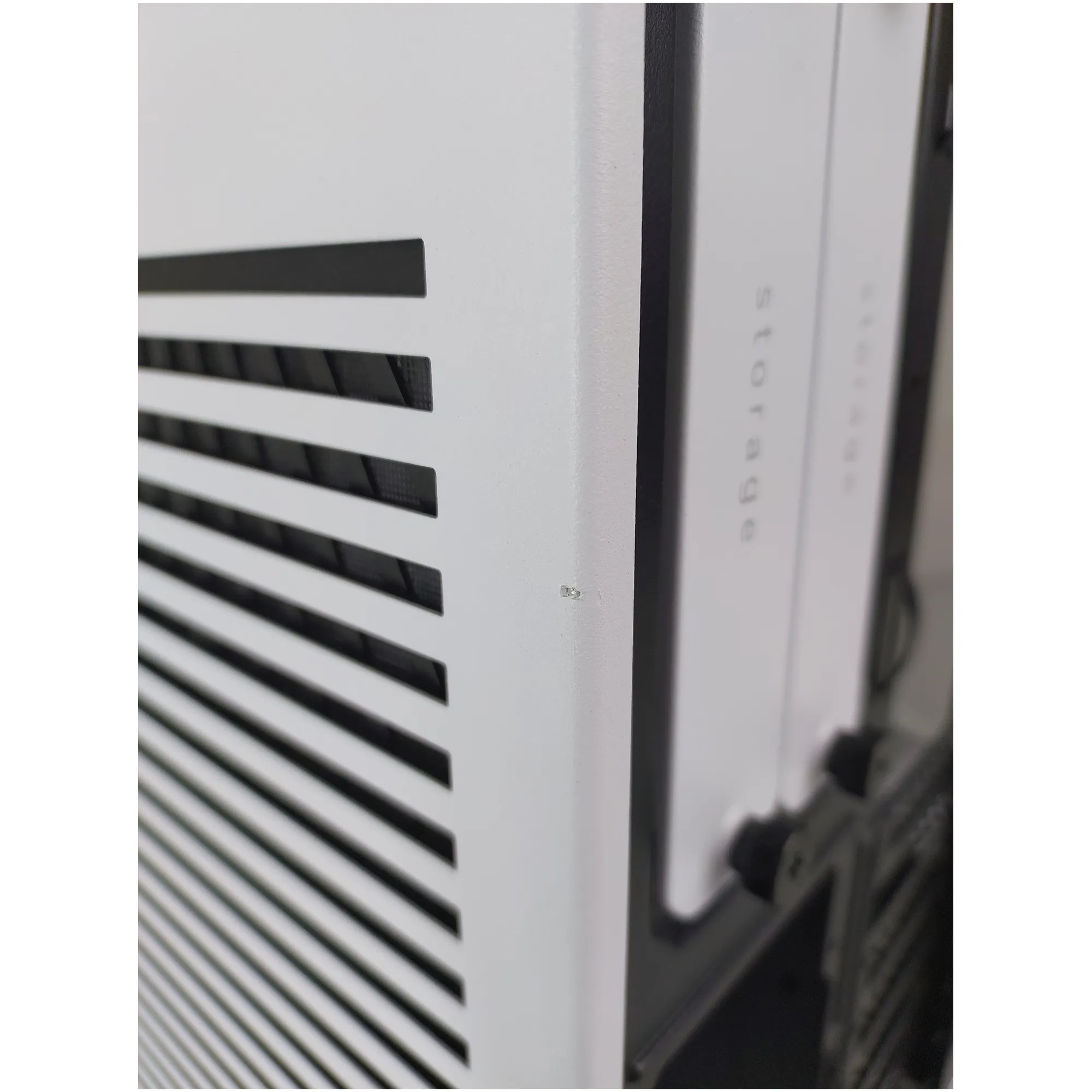 Купити Уцінка Корпус Hyte Y70 TOUCH Black-White (2923BY07700290) - фото 7