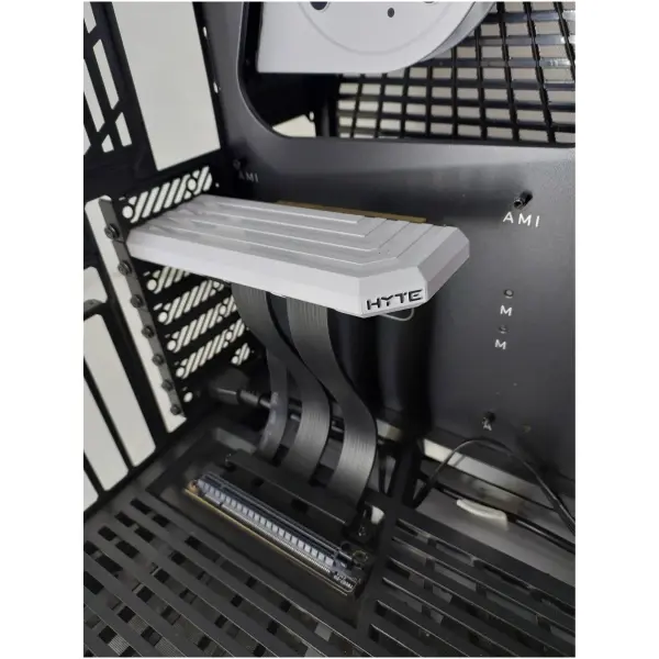 Купити Уцінка Корпус Hyte Y70 TOUCH Black-White (2923BY07700290) - фото 8