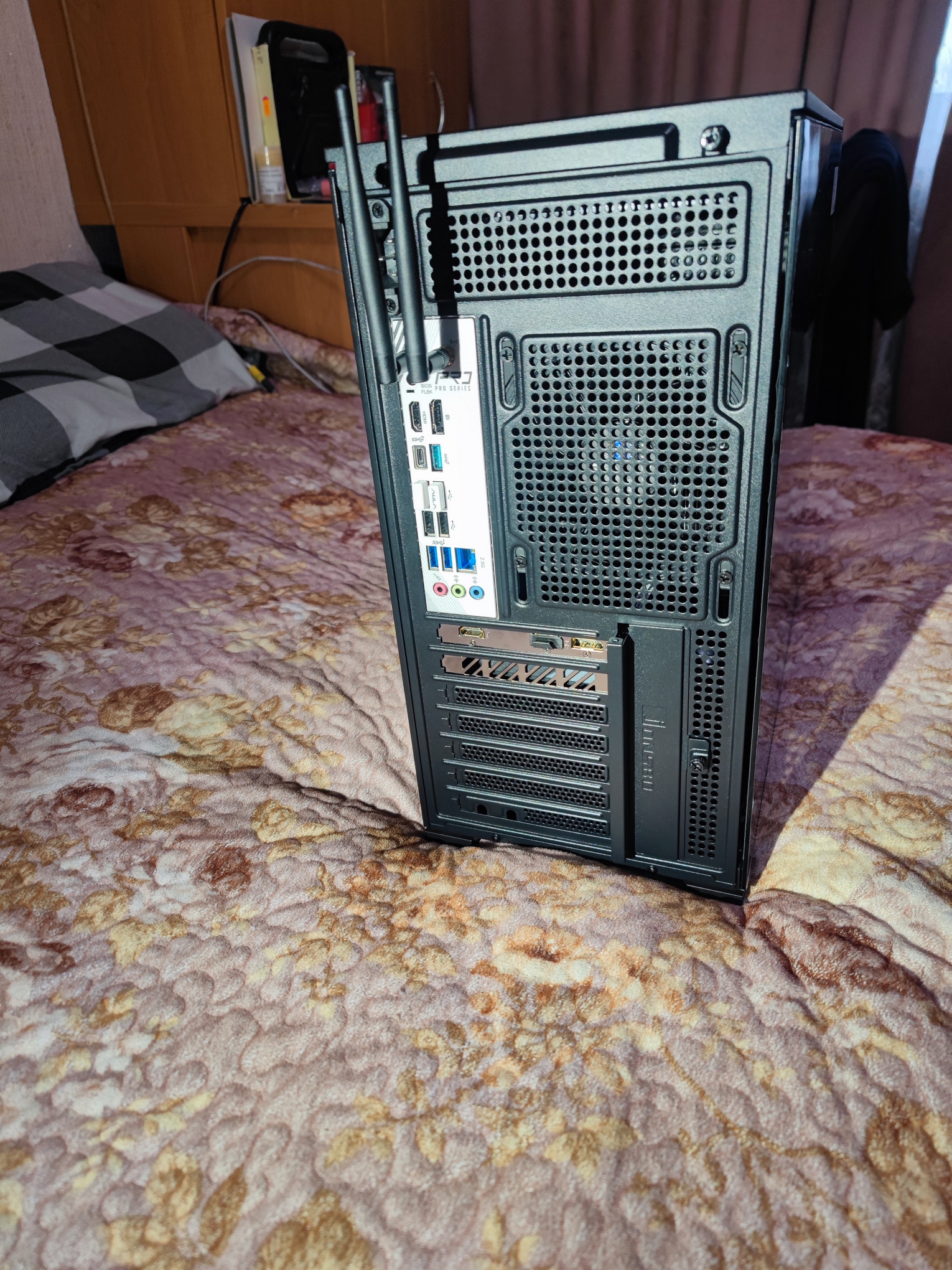 Photo 1